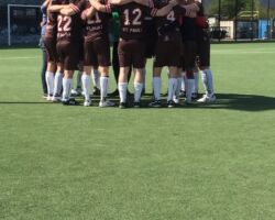 3_Senioren FC St. Pauli v. 1910 Mannschaftskreis 3_Senioren_fcsp_mannschaft_Kreis